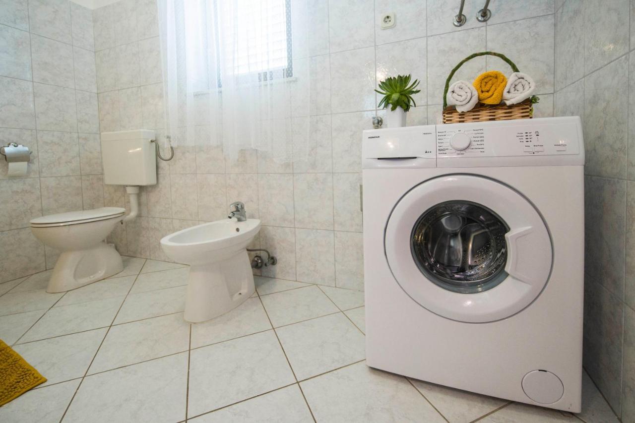 3 Bedroom Apartment Antonio Kaštela エクステリア 写真