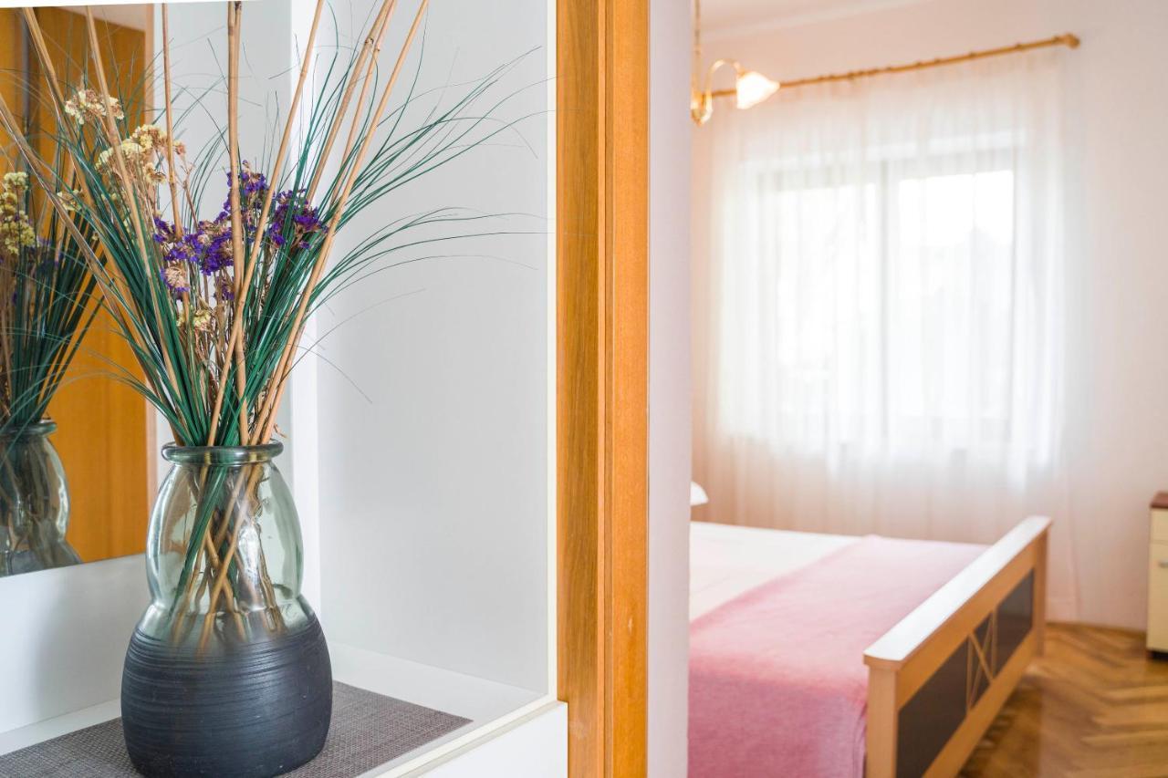3 Bedroom Apartment Antonio Kaštela エクステリア 写真